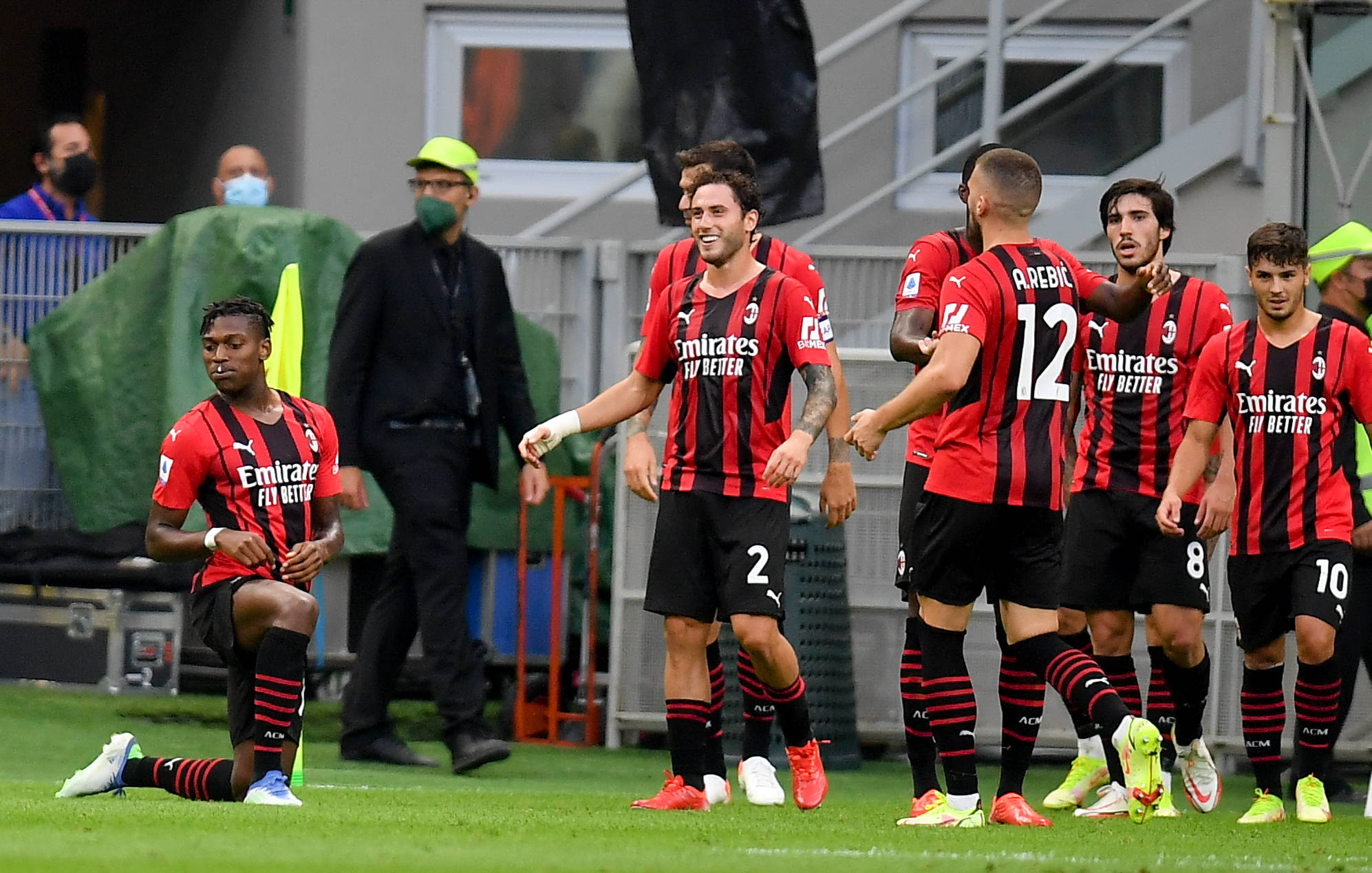 Shams：保罗对教练组越来越直言不讳，泰伦·卢认为他越界了（Shams：保罗对教练组发声愈发强硬，泰伦·卢称其已越界）