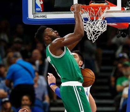 申京两双阿门26分，杜兰特25+4+9+2封盖力压詹姆斯，火箭大胜湖人（申京两双阿门轰26分，杜兰特25+4+9+2帽压过詹姆斯，火箭痛击湖人）