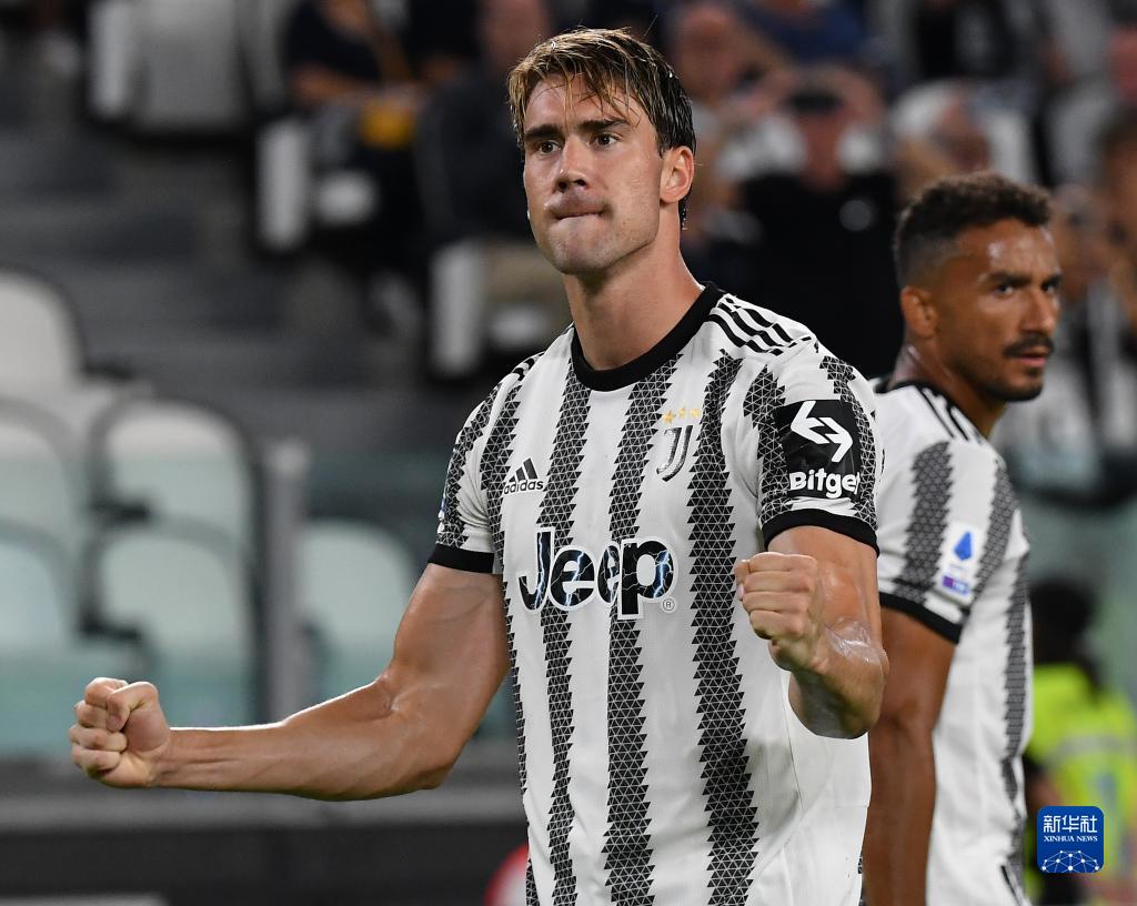 利物浦欧冠小组赛战平国际米兰（欧冠小组赛：利物浦与国际米兰战成平局）