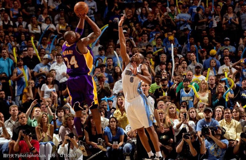 弗拉霍维奇在尤文前20场欧冠打入9球，仅次于C罗和伊瓜因（弗拉霍维奇欧冠为尤文出战前20场轰入9球，效率仅逊C罗、伊瓜因）