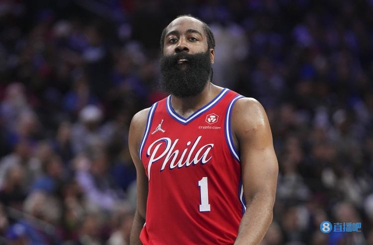 一场3-0让西甲争冠格局大乱，前2只差1分，姆巴佩追平C罗神纪录（3-0大胜搅乱西甲争冠版图：前两名仅差1分，姆巴佩追平C罗神级纪录）