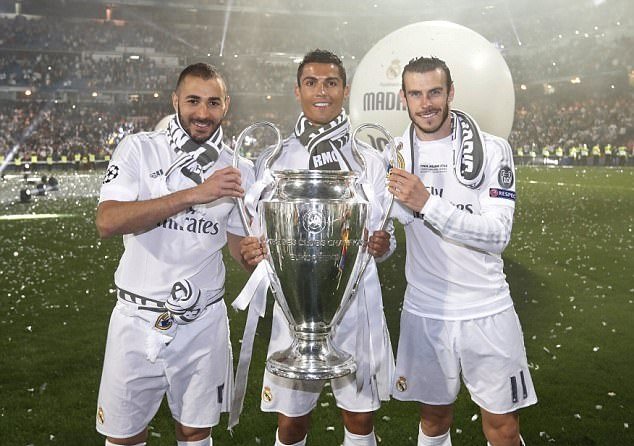 阿斯：皇马董事会仍信任阿隆索，但西超杯将是其未来关键之战（阿斯：皇马高层继续信任阿隆索，西超杯将成其前景关键考验）