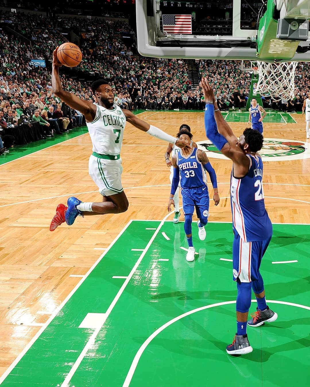 势不可挡！阿森纳在欧冠联赛阶段豪取8连胜，得失球24-2（无人可挡！阿森纳欧冠赛场豪取八连胜，24比2尽显统治力）