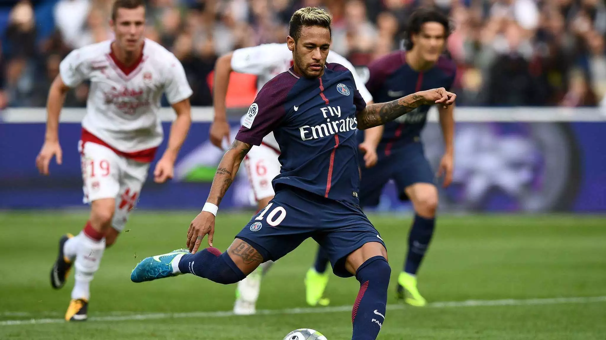 塞内加尔非洲杯大名单：雅克松、马内、海港旧将恩迪亚耶在列（塞内加尔公布非洲杯名单：雅克松、马内与海港旧将恩迪亚耶入选）