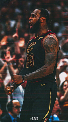 超越乔丹！库里30岁以后第94次砍下35+历史第一（库里30岁后第94次轰35+，力压乔丹位列历史第一）