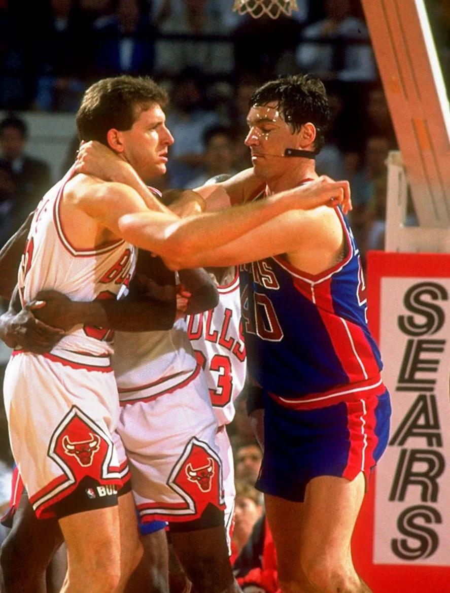 塞尔吉尼奥：要给巴尔泰萨吉时间；米兰必须留住迈尼昂（塞尔吉尼奥：巴尔泰萨吉应获更多时间，米兰必须留下迈尼昂）