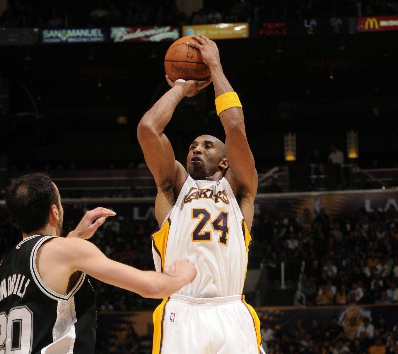 追梦谈和鹈鹕球迷吵架：你不能一直叫我一个女人的名字（追梦谈与鹈鹕球迷争执：别一直用女性名字称呼我）