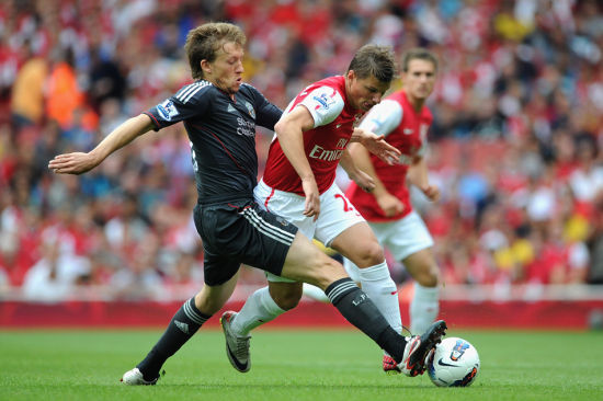 斯基拉：上周米兰与聚勒的律师会面，球员要求至少签到2028年（斯基拉：米兰上周与聚勒律师会谈，球员希望合同至少到2028年）