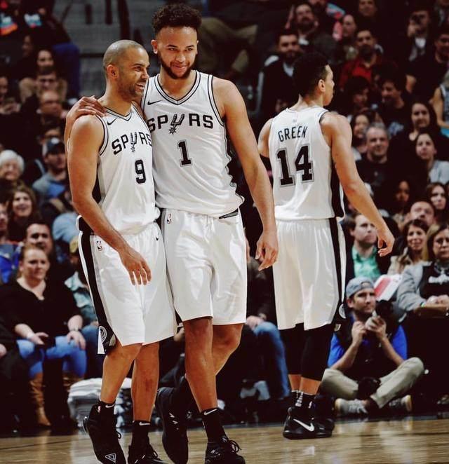 前12居然没有罗哥的名场面，按理来说哪怕硬投，凭...（榜单前12竟无罗哥名场面，按说就算硬投也该有一席之地）